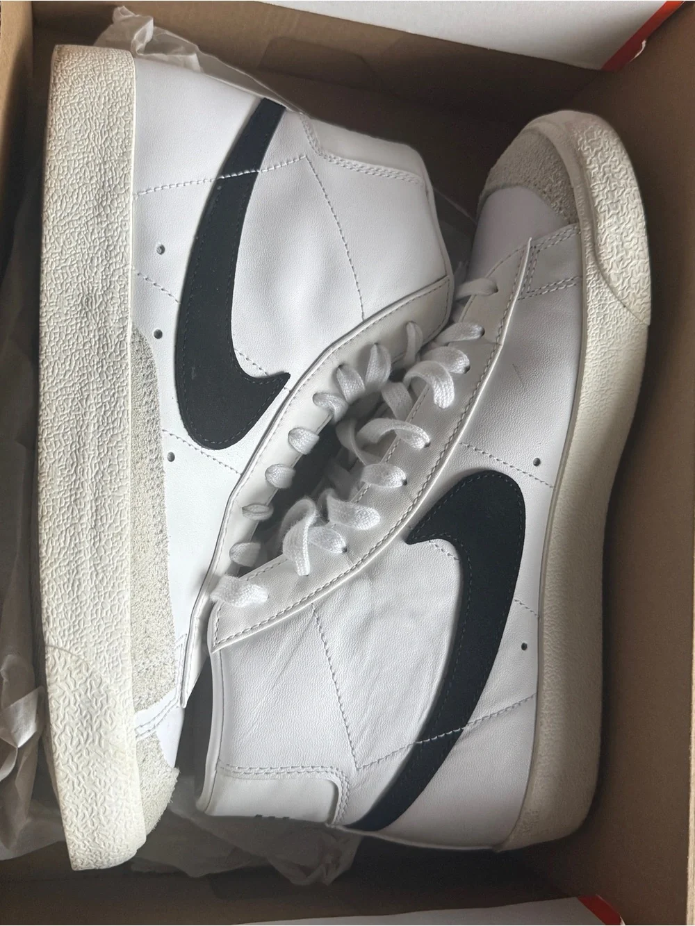 Nike Blazer Mid 77 White and Black Sneakers - Picture 5 of 10